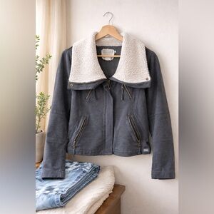 Billabong Sherpa Lined Moto Jacket Small Coastal Surf Zip Up Spring Summer